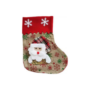 גרב לתלייה על עץ אשוח