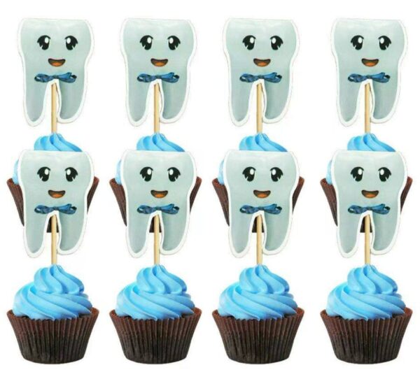 טופרים כחולים לבן - שן ראשונה