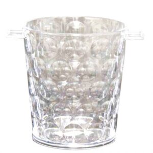 כלי פלסטיק לקרח