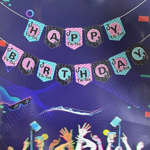 שרשרת דגלים HAPPY BIRTHDAY - טיקטוק