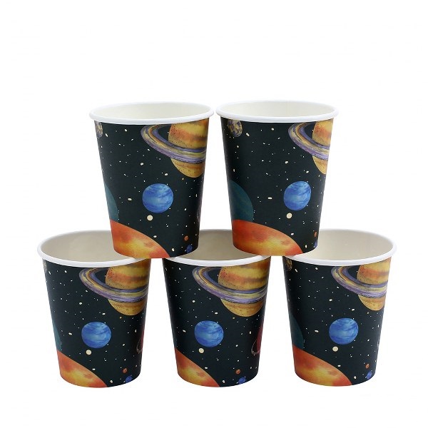 כוסות נייר - חלל